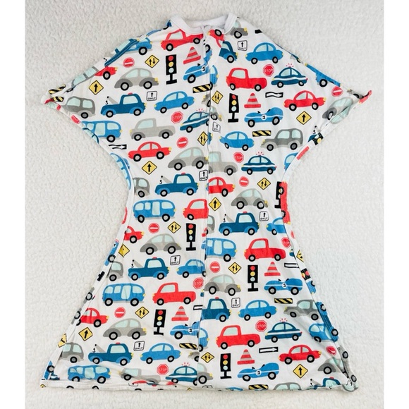 SLEEPING BABY • White/Multi Busy Town Zipadee-Zip Swaddle Transition Sleep Sack - Picture 2 of 13